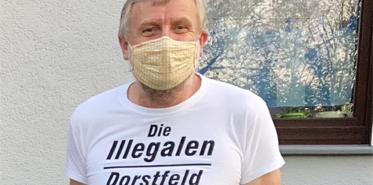 Rainer Hartwig, Wortführer der „illegalen“ Mieter im Dortmunder Gewerbegebiet Dorstfeld-West.