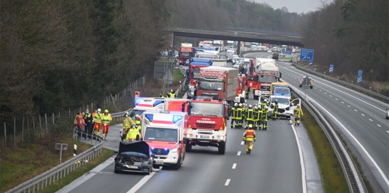 Die A 31 ist voll gesperrt.