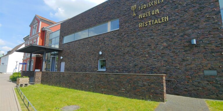 Das Jüdische Museum Westfalen in Dorsten erhält einen städtischen Zuschuss von 200.000 Euro für die nächsten fünf Jahre.