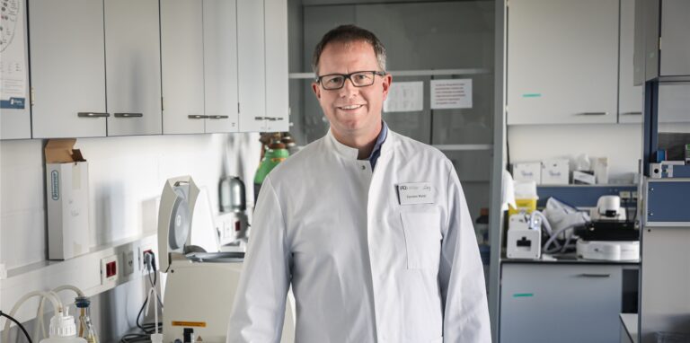 Professor Dr. Carsten Watzl leitet den Fachbereich Immunologie am Dortmunder Leibniz-Institut für Arbeitsforschung und ist Generalsekretär der Deutschen Gesellschaft für Immunologie.
