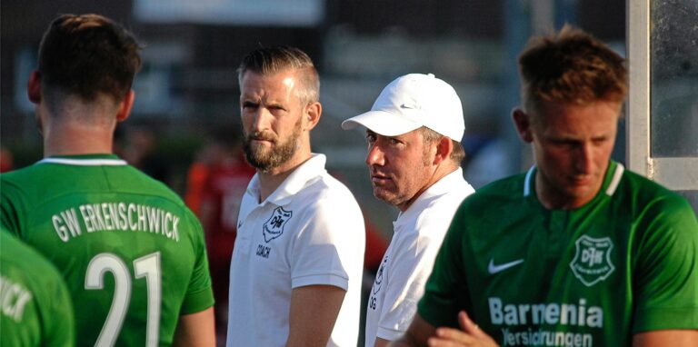 Thomas Synowczik, Trainer von GW Erkenschwick, und die anderen Übungsleiter der Recklinghäuser Kreisliga A2 durften sich drei Spieler von der Konkurrenz wünschen.