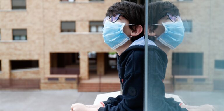 Psychische Probleme von Kindern und Jugendlichen während der Coronavirus-Pandemie haben zugenommen.