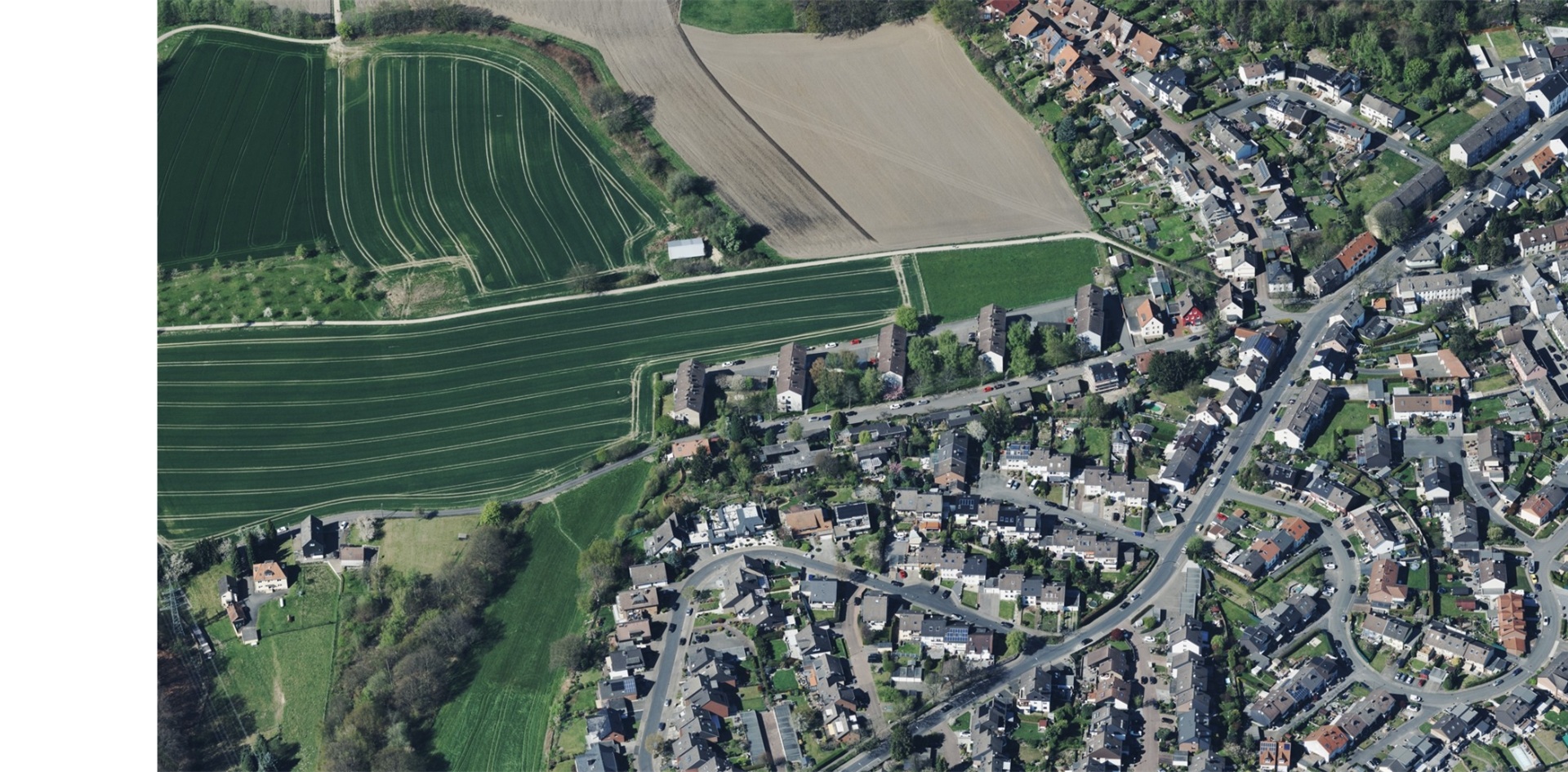 Auf der Distelkampstraße in Obercastrop trug sich am Montagvormittag eine Irrfahrt mit hohem Sachschaden zu.