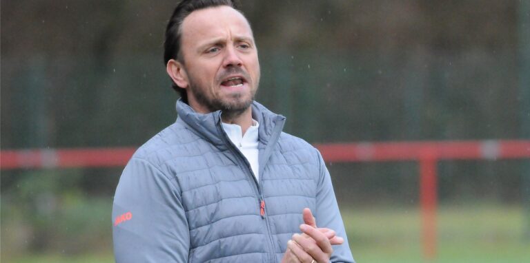 Patrick Linnemann könnte in Zukunft auf einen neuen Spieler beim SuS Olfen bauen.