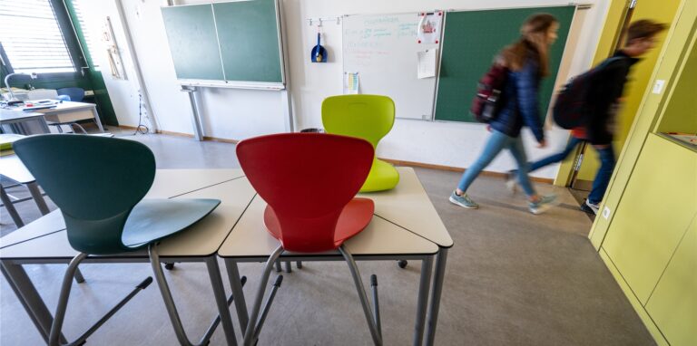 Am Halterner Gymnasium fällt Unterricht aus, weil mehrere Lehrerinnen schwanger sind.