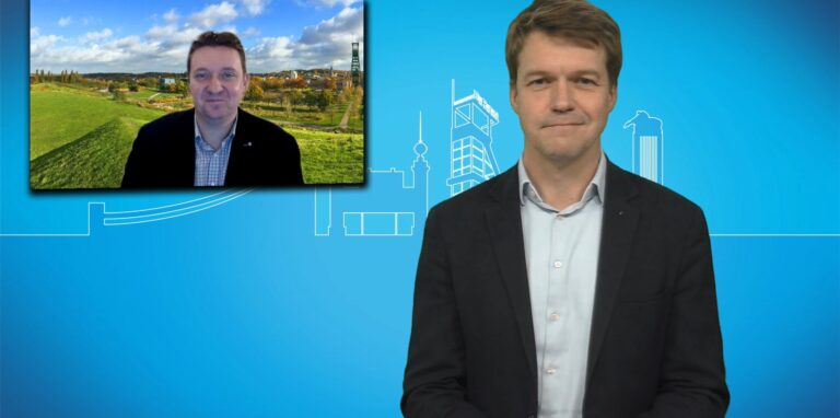 Bürgermeister Rajko Kravanja (l.) erklärte im Video-Interview mit Redaktionsleiter Matthias Langrock, dass auch Kinder-Impfungen weiterhin in Castrop-Rauxel möglich sein werden.
