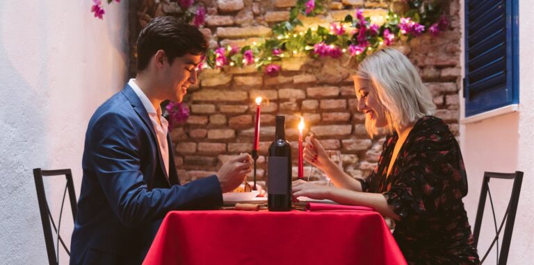 In einigen Dortmunder Restaurants können sich Verliebte zum Valentinstag verwöhnen lassen.