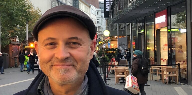 Michael Schank ist Sexualpädagoge. Er hilft Dortmundern, die Probleme mit ihrer Sexualität haben.
