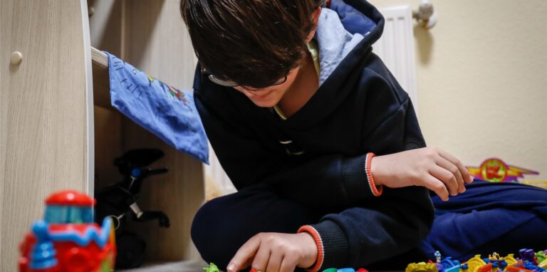 Die Kinder aus dem ev. Familienzentrum „Sonnenblume“ in Langenbochum müssen seit vergangenem Donnerstag (20.1.) zu Hause beschäftigt und betreut werden. (Symbolfoto)