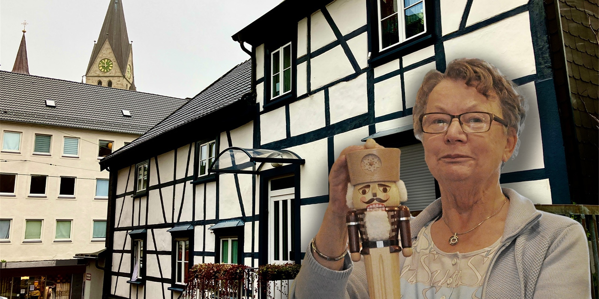 Ursula Hülsmann ist in der Altstadt ein altbekanntes Gesicht. In ihrem Haus am Biesenkamp betrieb sie lange Jahre ihr Kunstgewerbe-Lädchen „Biesenkämpchen“. Jetzt steht das Haus zum Verkauf.