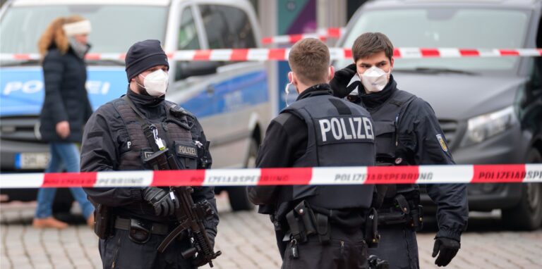 Ein Jugendlicher aus dem Raum Köln soll einen islamistischen Anschlag vorbereitet haben. (Symbolbild)