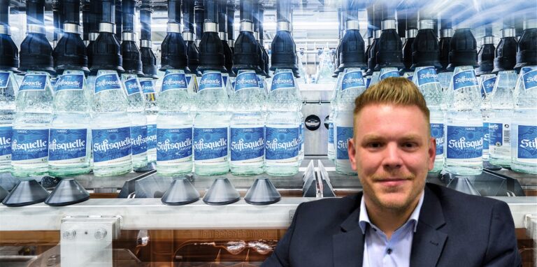Betriebsleiter Alexander Höll freut sich, dass sich die Produkte von Stiftsquelle wachsender Beliebtheit erfreuen. Jetzt sucht er weitere Mitarbeiter.