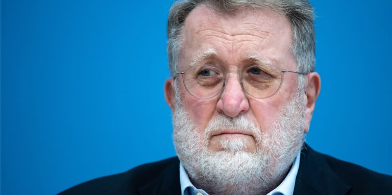 Thomas Mertens, Vorsitzender der Ständigen Impfkommission (STIKO), äußerte sich zur vierten Impfung.