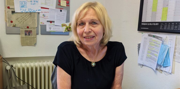 Christiane Rütter leitet den Studienkreis in Dorsten und ist mit der Organisation rund um die vom Land ausgestellten Bildungsgutscheine für Nachhilfe überhaupt nicht glücklich.