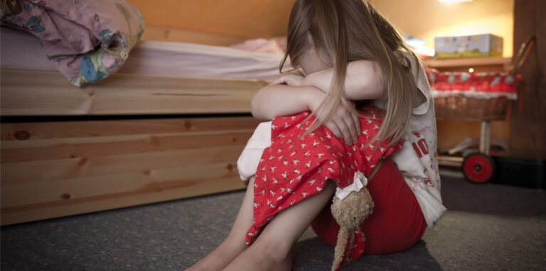 Auch in Herten müssen regelmäßig Kinder in Obhut genommen bzw. in Bereitschafts- oder Pflegefamilien vermittelt werden, weil Eltern mit der Erziehung überfordert sind.