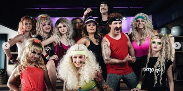 „Pump It“, der Song der Band Eskimo Callboy aus Castrop-Rauxel, begeistert viele Fans. Dennoch sind die Musiker nicht zum ESC-Vorentscheid zugelassen.
