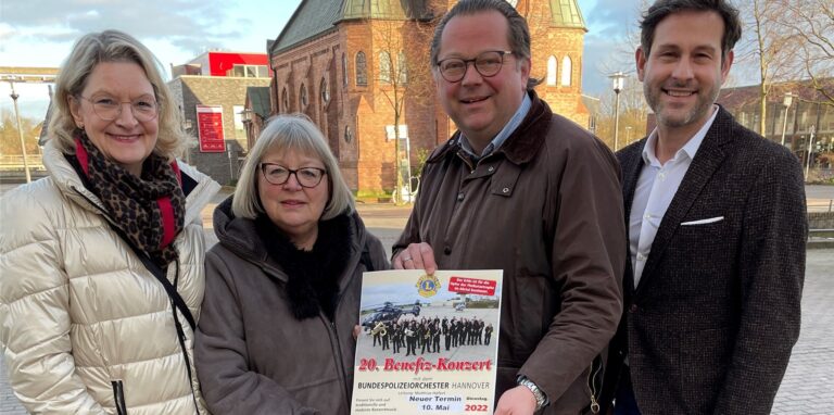 Verschieben das Konzert: Die Lions-Organisatoren Hildegard Overfeld, Margitta Renner-Gellermann, Hendrik Schulze-Oechtering und Engelbert Bellendorf (v.l.)