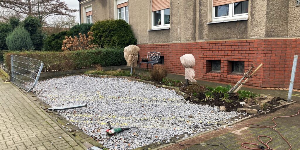 Recklinghausen 19Jähriger brettert mit BMW durch und wird