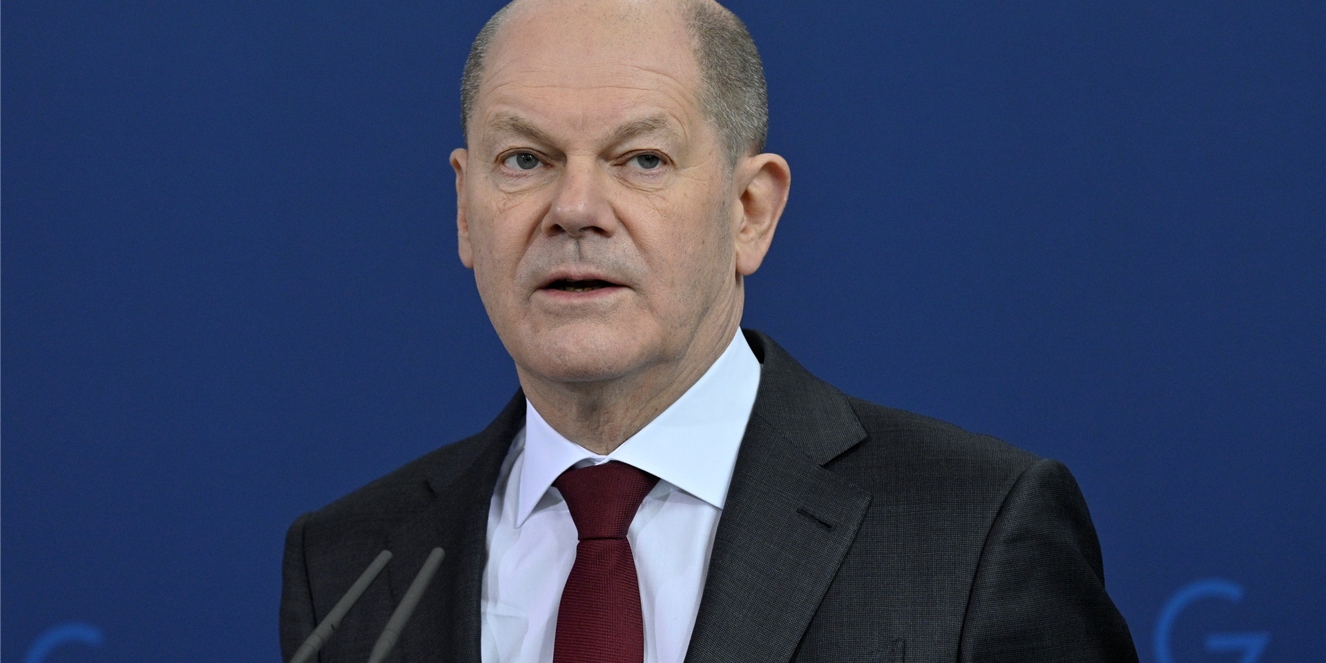 Bundeskanzler Olaf Scholz (SPD) hat vor einer vollständigen Invasion der Ukraine durch Russland gewarnt.
