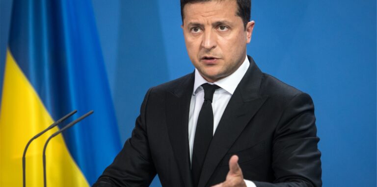 Wolodymyr Selenskyi, Präsident der Ukraine, hat vor dem EU-Parlament über den schnellen Beitritt der Ukraine gesprochen.