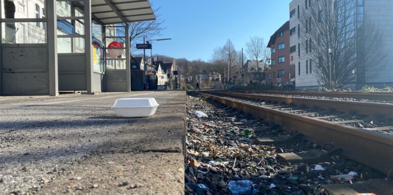 Der Bahnhof Castrop-Rauxel-Süd bekommt beim VRR-Stationsbericht sehr schlechte Noten, vor allem für die Aufenthaltsqualität.