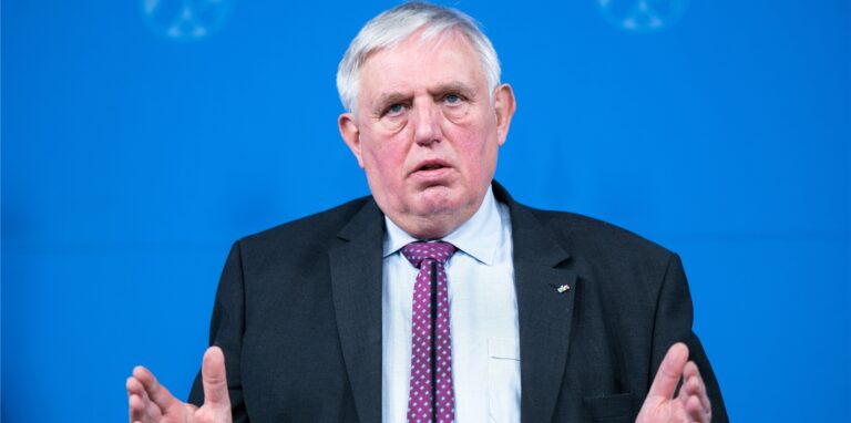 Karl-Josef Laumann (CDU), Gesundheitsminister von Nordrhein-Westfalen, hat bei den Hausärzten in NRW noch etwas gutzumachen.