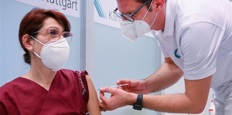 Wie lange bleibt der Immunschutz nach einer Corona-Impfung bestehen?