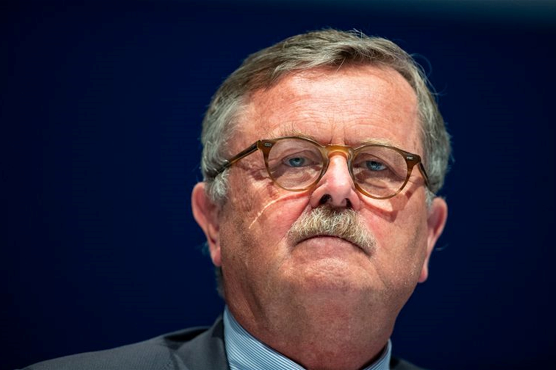 Frank Ulrich Montgomery, Vorsitzender des Weltärztebundes, kritisiert den Entwurf der Bundesregierung. Damit ist er nicht der Einzige.