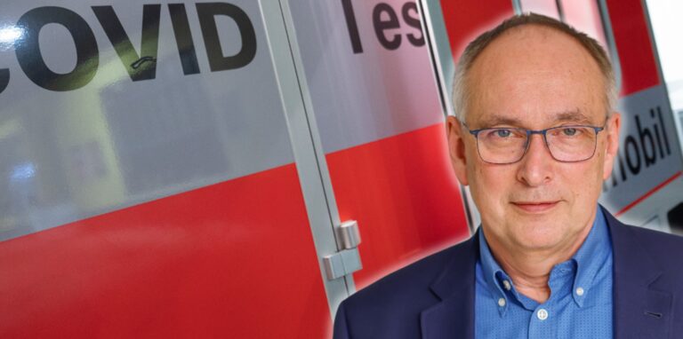 Dr. Frank Renken, Leiter des Dortmunder Gesundheitsamtes: „Die Schutzwirkung durch eine vollständige Impfung ist erheblich.“
