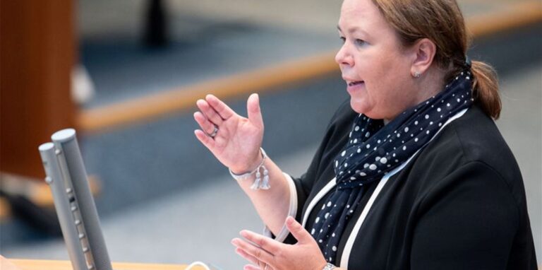 NRW-Ministerin Ursula Heinen-Esser (CDU) hat den belgischen Atombeschluss kritisiert.
