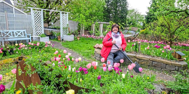 Ihr eigener zertifizierter Naturgarten ist Barbara Nogas beste Visitenkarte: Hier experimentiert die Landschaftsarchitektin mit Pflanzen, Baumaterialien und Raumkonzepten.