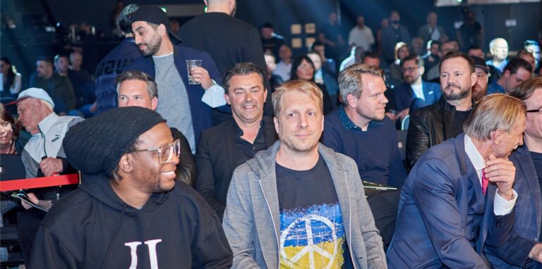 Ludger Inholte, Chef der LIB-Boxpromotion, hat harte Anschuldigungen gegen die Westfalenhalle erhoben, die diese nun zurückweist.