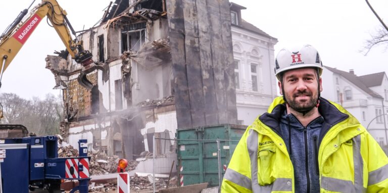 Abbruch des Hauses König Ludwig in Recklinghausen mit Bauleiter Stefan Heuckmann