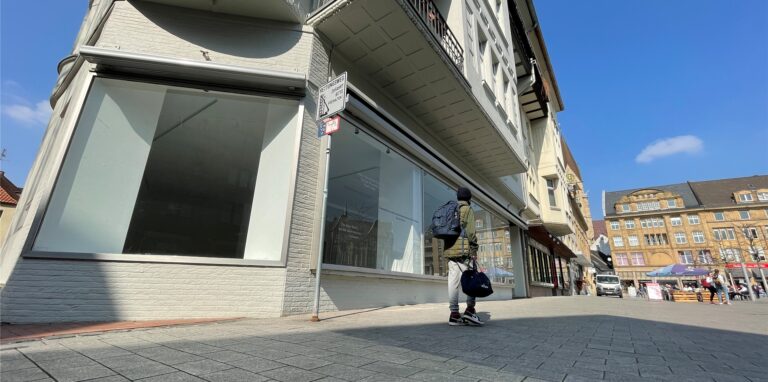 Die Galerie Art.ist am Markt wird geschlossen. Das Betreiber-Ehepaar Radinger hat aber einen Nachfolger.