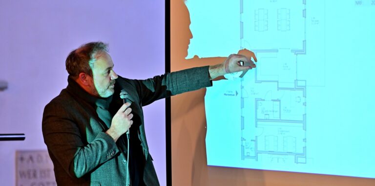 So will Architekt Ralf Badur das Pfarrheim bauen.