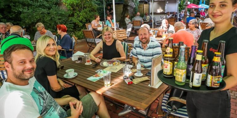 Gute Stimmung und interessante Biere gibt es im Biergarten von „Hopfen & Salz“ in Lütgendortmund – einem unserer besten Biergärten in Dortmund.