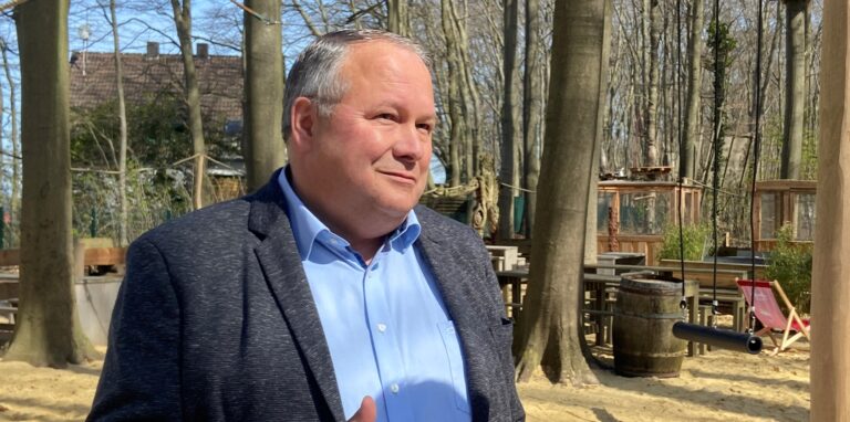 Josef Hovenjürgen sitzt seit 20 Jahren im NRW-Landtag.