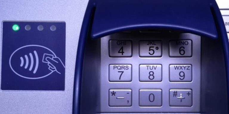 Geldautomat der Sparkasse Vest