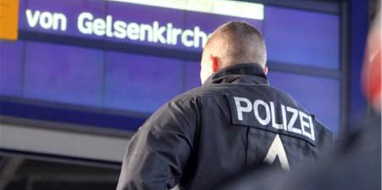 Am Dortmunder Hauptbahnhof kam es Sonntagnacht (24.4.) zu einer Schlägerei (Symbolbild).