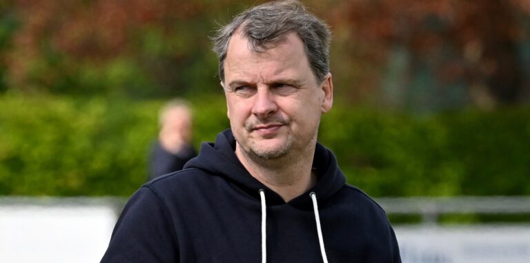 Das Derby bei Westfalia Wethmar war das letzte Spiel von Frank Bidar als Trainer des BV Brambauer.