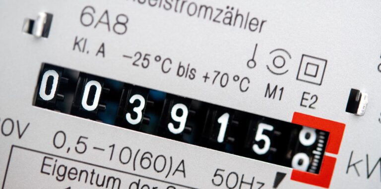 Die EEG-Umlage wird im Juli 2022 abgeschafft. Was bedeutet das für die Stromrechnungen der Verbraucher?