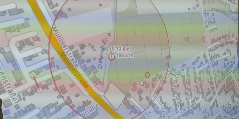 Ein Kreis ist auf einer Karte eingezeichnet, der den Radius des Sperrbereichs rund um einen Sprengkörperfundort in Waltrop kennzeichnet.