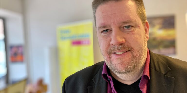 Nils Bettinger ist Fraktions- und Stadtverbandsvorsitzender der FDP. Die neue Ehrenamtskarte finanziert er bisher aber komplett aus eigenen Finanzmitteln.