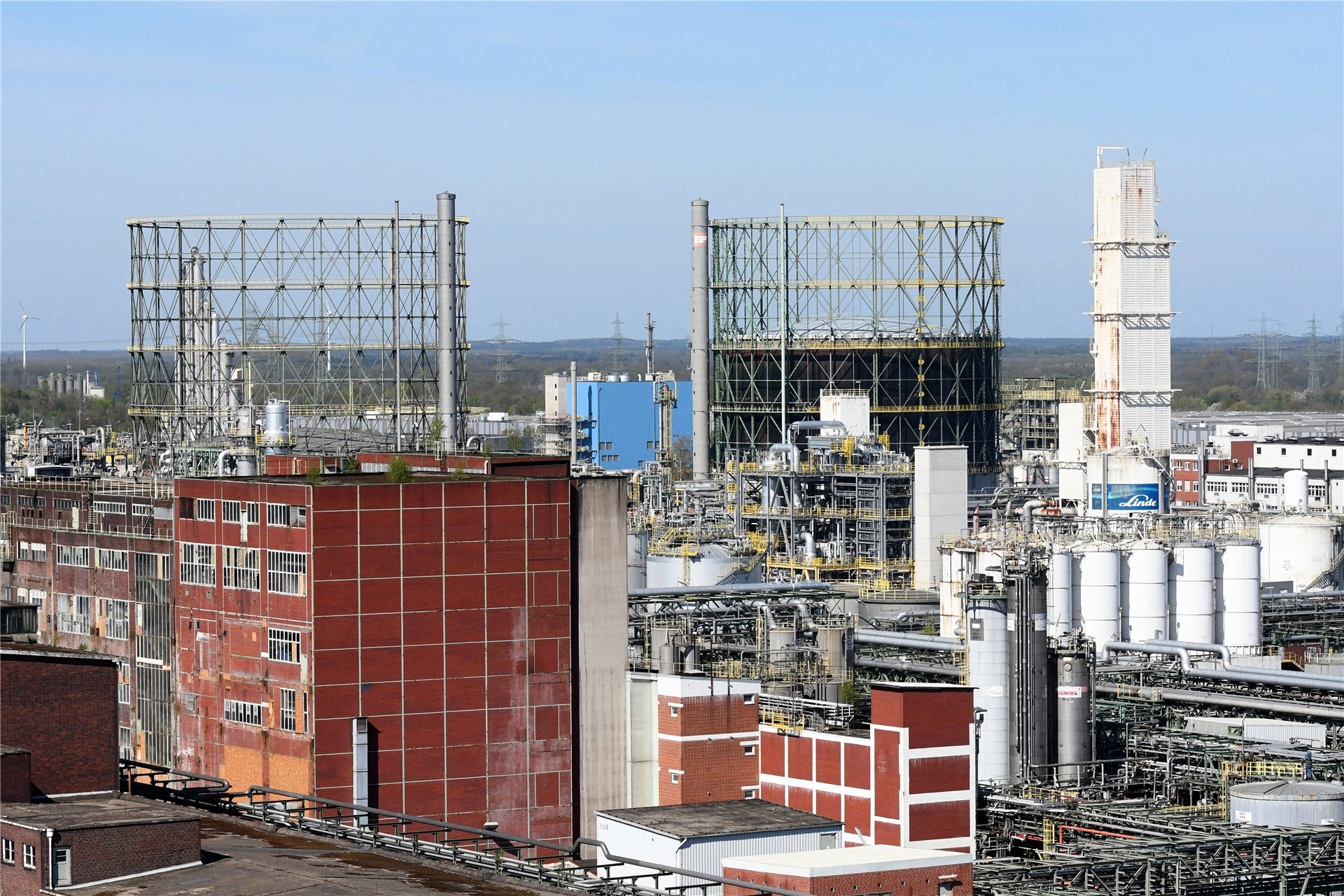 Ein Blick über den Chemiepark. Evonik will dort einen wichtigen Geschäftsbereich verkaufen.