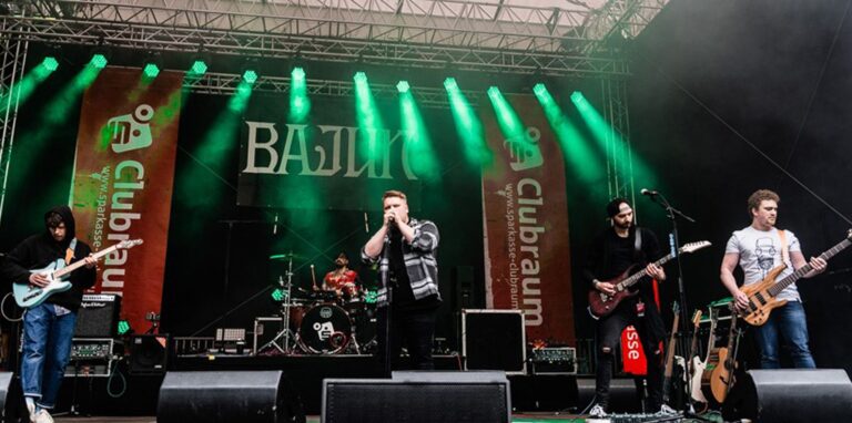Bajun bei ihrem Auftritt beim Kulturvolksfest am 1. Mai zum Auftakt der Ruhrfestspiele.