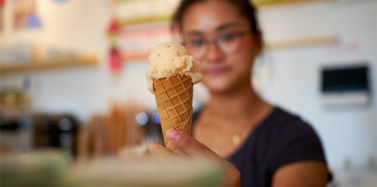 Wie viel kostet eine Kugel Eis in Dortmunder Eiscafés? Wir haben nachgefragt.