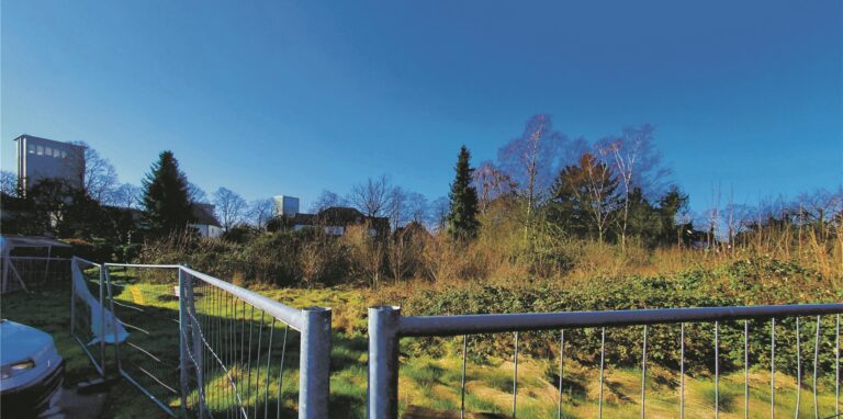 Nicht weit entfernt vom Gelände der früheren Zeche Westerholt (im Hintergrund zu erkennen) entsteht das neue Baugebiet.