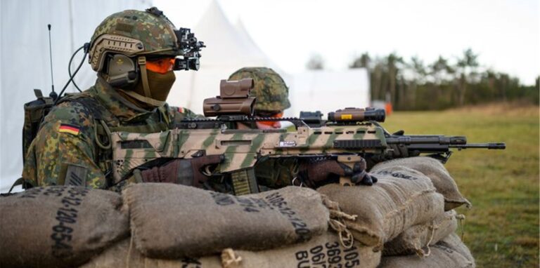 Soldaten der Bundeswehr – 100 Milliarden Euro für Investitionen in Rüstungsvorhaben.