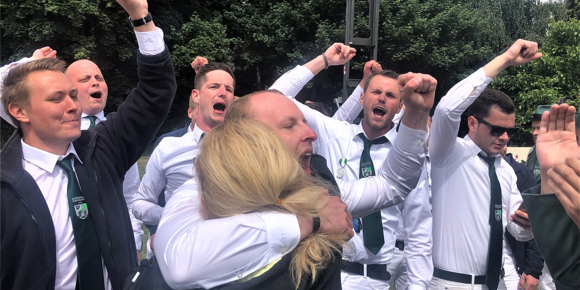 Die Hardter Schützen feierten ihren neuen König Jannik Sasse.