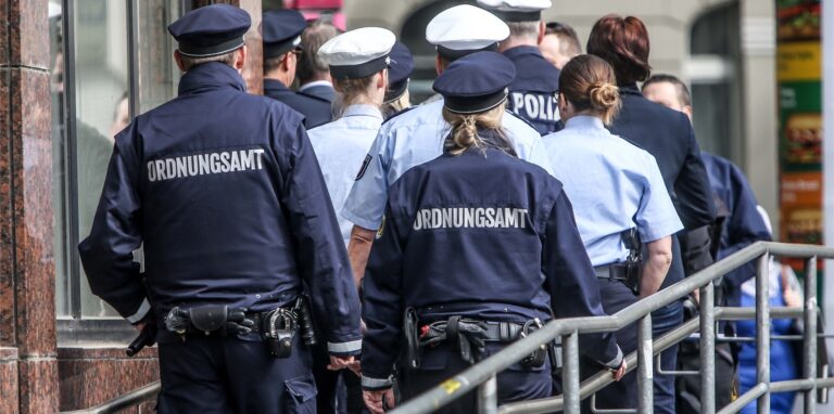 Sicherheit im eigenen Wohngebiet, in der Innenstadt, tagsüber und nachts ist ein wichtiges Thema für die Dortmunder und Dortmunderinnen.